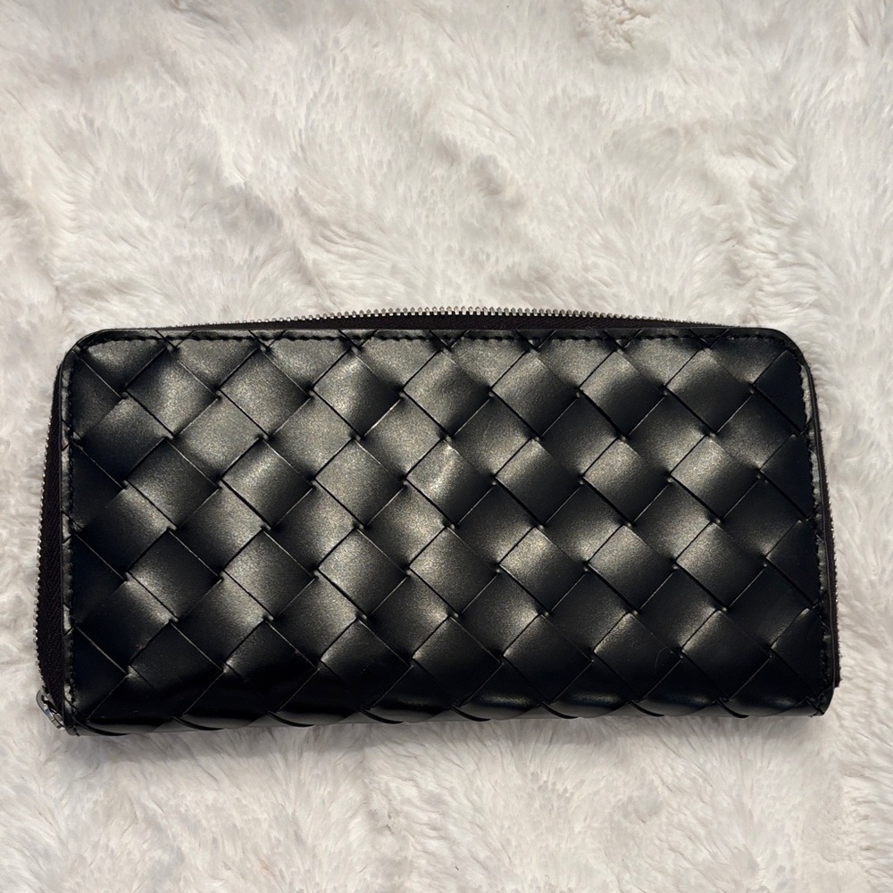 Bottega Veneta Black Woven Leather Wallet
